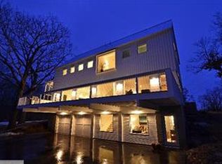 19980 Cottagewood Rd, Excelsior, MN 55331