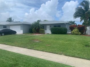 2518 SW 12th St, Boynton Beach, FL 33426