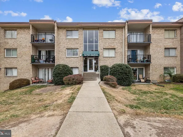 12751 Dara Dr APT 102, Woodbridge, VA 22192