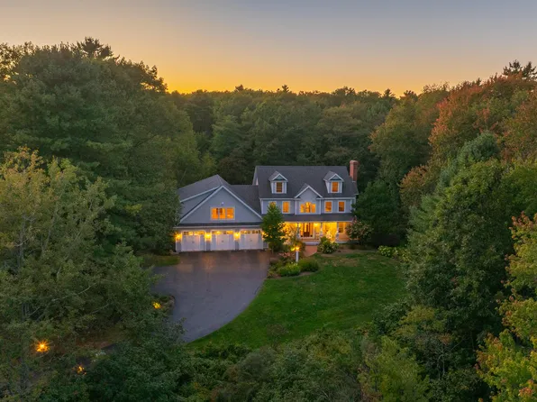 133 Hawthorne Lane, South Portland, ME 04106