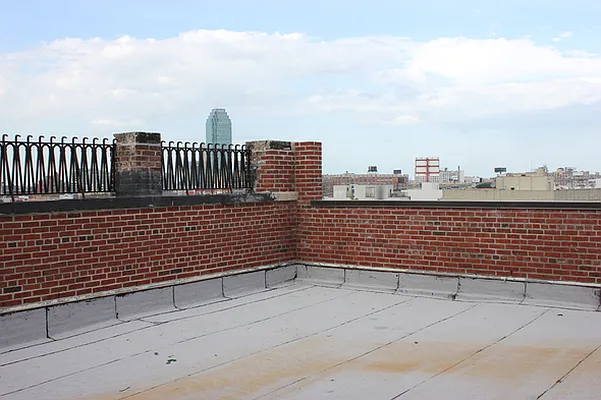 Rented by Full Time Management | media 96