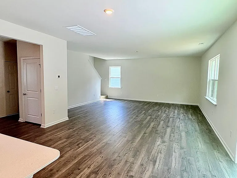 801 Comice Pear Way — Photo 5
