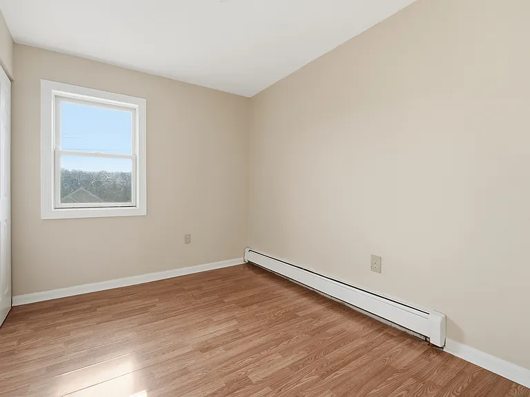 77 Swartswood Rd #B — Photo 8
