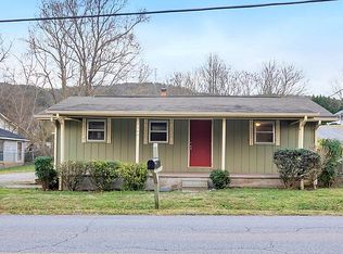 9388 Daisy Dallas Rd, Soddy Daisy, TN 37379