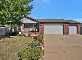 10202 W Jewell St, Wichita, KS 67209