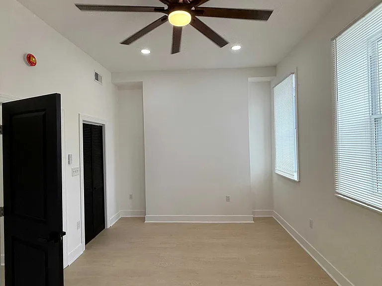 1012 W Lanvale St #2 — Photo 14