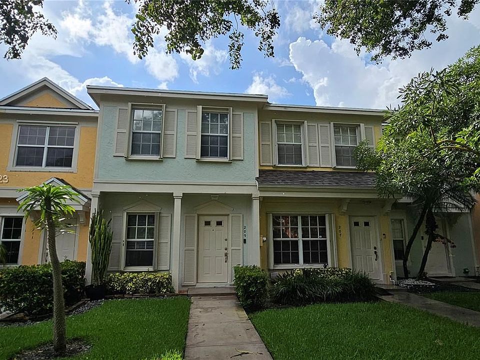 1st image of 209 Mallory Ct #209