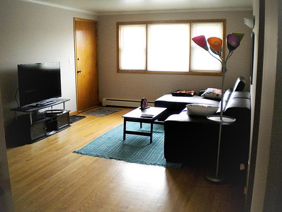 3rd image of 6771 N Olmsted Ave APT 3N