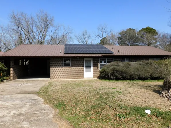 404 W Collins St, Mineral Springs, AR 71851