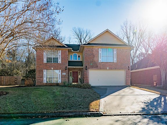 4th image of 8265 Westgate Dr