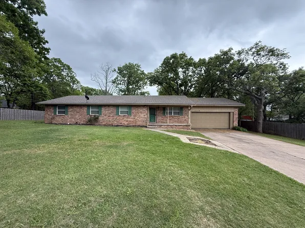 2123 E 12th St, Ada, OK 74820