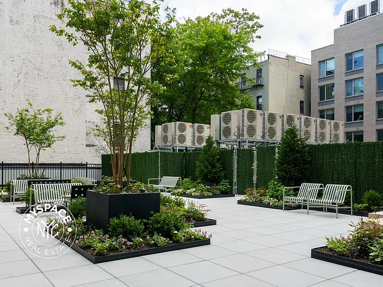1499 Bedford Ave #7A — Photo 21