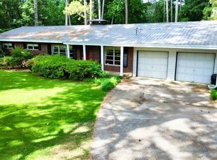 881 Rockbridge Rd SW, Lilburn, GA 30047