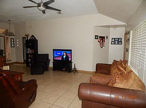 4th image of 308 Copper Falls Dr