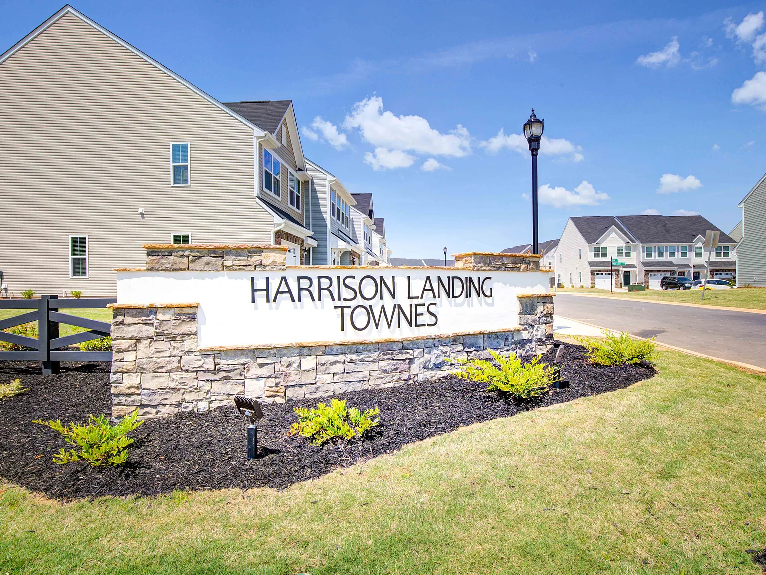Harrison Landing — Photo 4