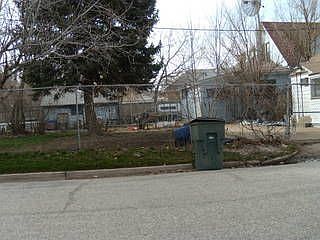 2nd image of 541 29th St