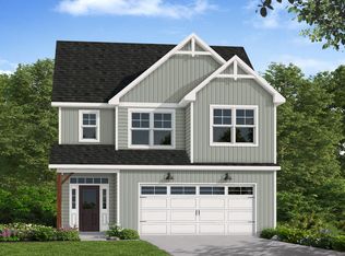 231 Rough Ridge Trl, Aberdeen, NC 28315