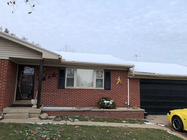1st image of 4435 Varney Ave