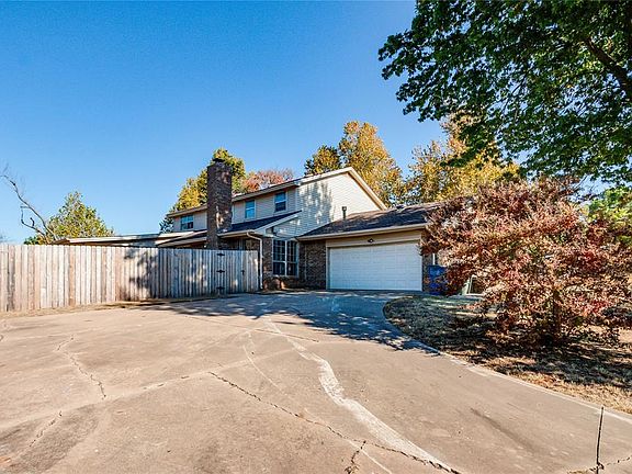 2nd image of 2509 Old Farm Ln