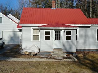 53 Longwoods Rd, Falmouth, ME 04105