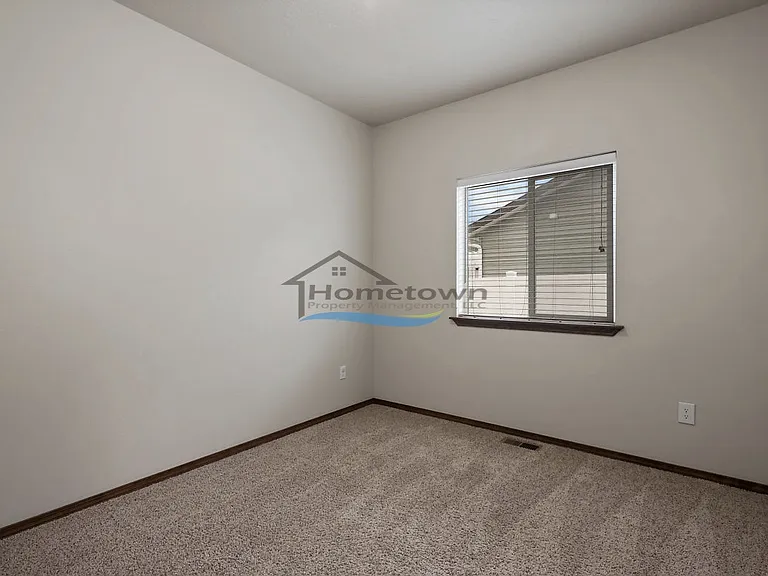 7346 N Carrington Ln #1 — Photo 8