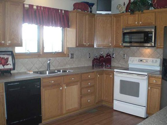 4th image of 1740 Lakeland Ct