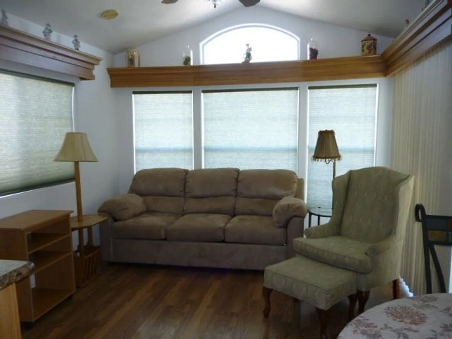 55+ Community — Photo 2