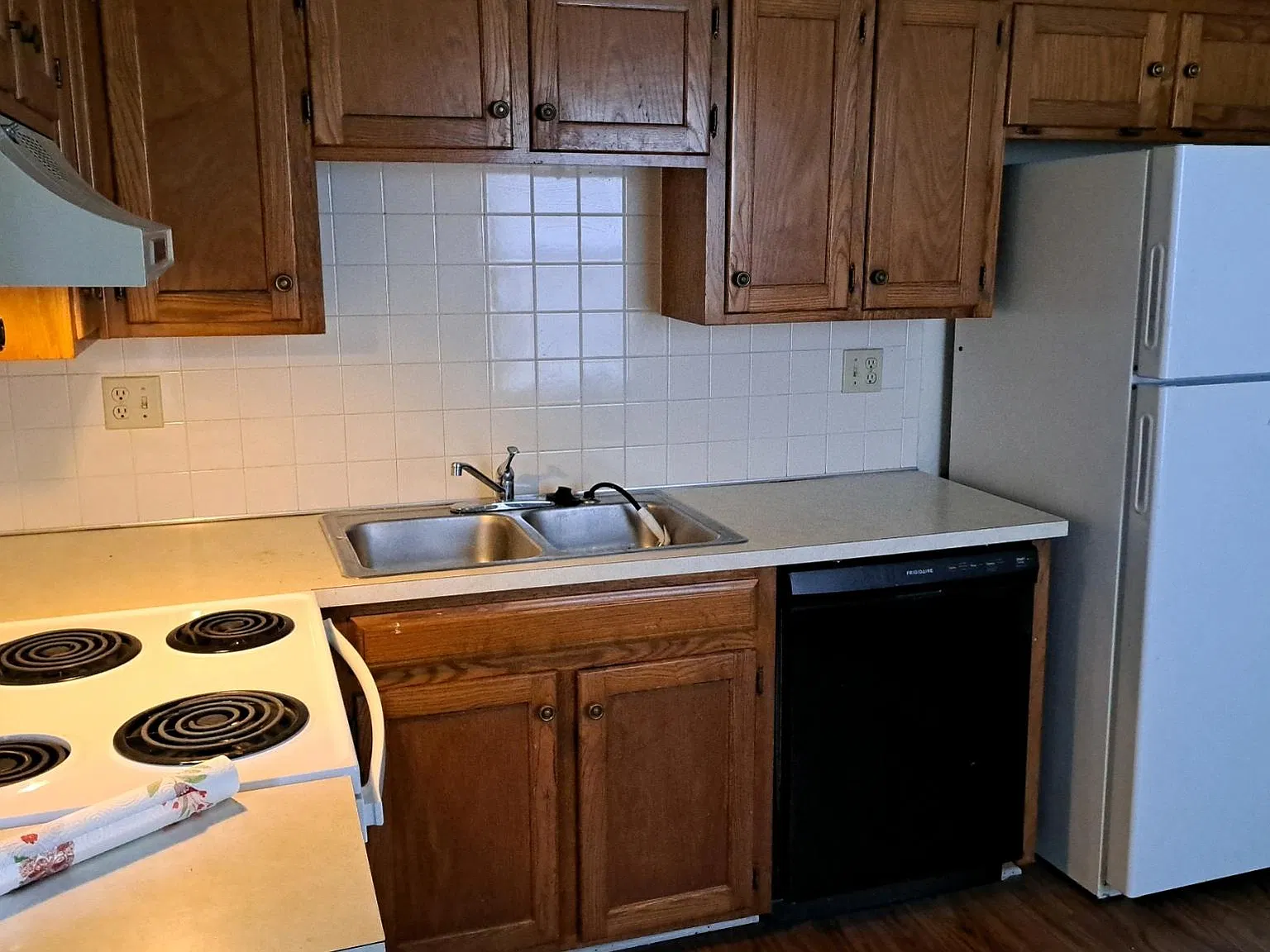 2 bed, 850 sqft, $850 — Photo 1
