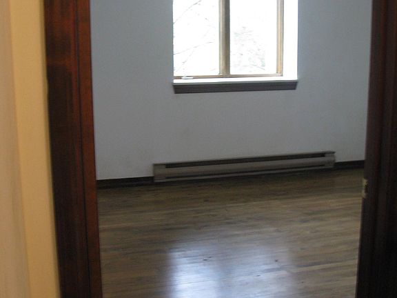 5th image of 317 Fairmount Ave APT 210