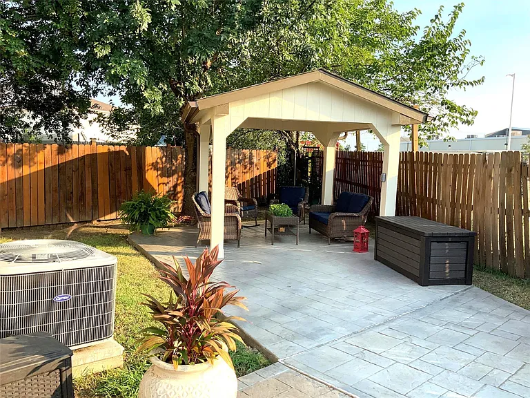 15506 Red Pine Ridge Way — Photo 44