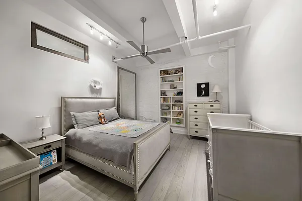 Sold by Mont Sky Real Estate | media 7