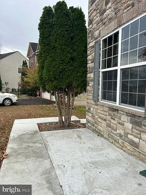 1 bed, 1345 sqft, $1,500 — Photo 2