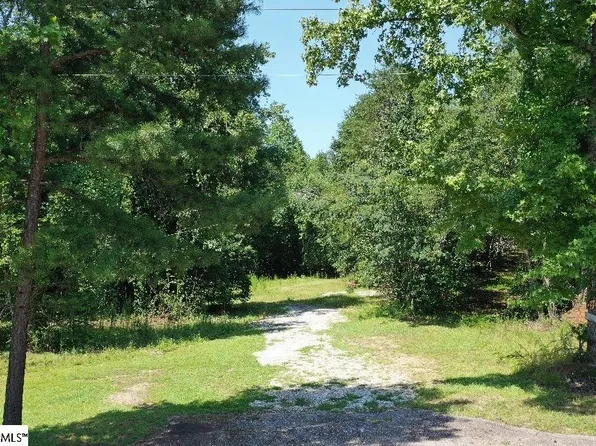 883 Goodwin Bridge Rd, Travelers Rest, SC 29690