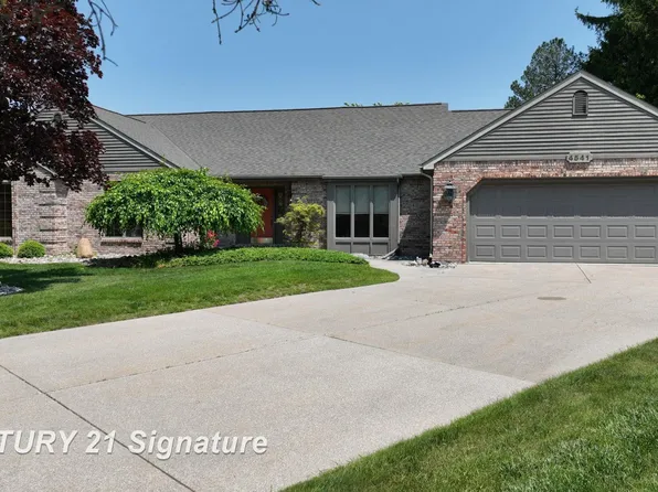 4541 Still Meadow Dr, Saginaw, MI 48603