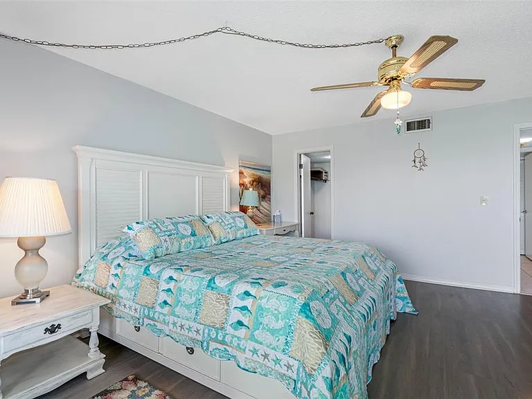 7871 Sailboat Key Blvd S #106 — Photo 19