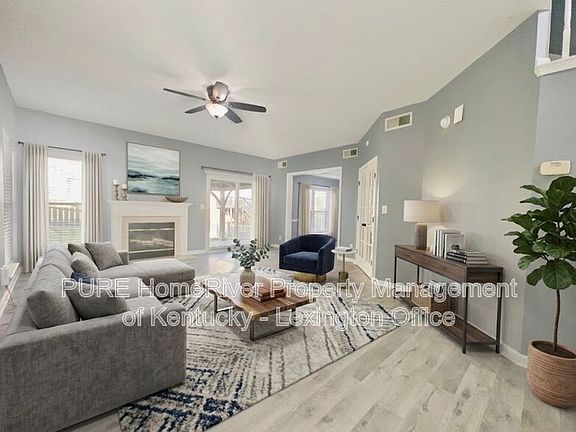 3rd image of 105 Muirfield Pl