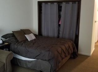 1363 Brown St APT 2C, Des Plaines, IL 60016