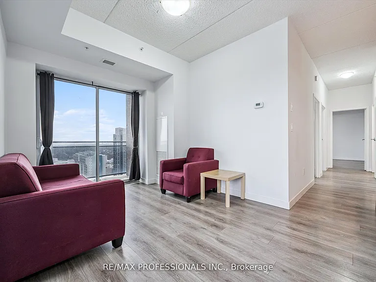 318 Spruce St #2103 — Photo 7