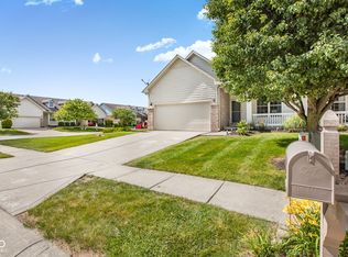 11842 E Dumfrees Ct, Indianapolis, IN 46229