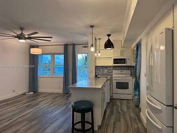 5th image of 901 S Surf Rd APT 407
