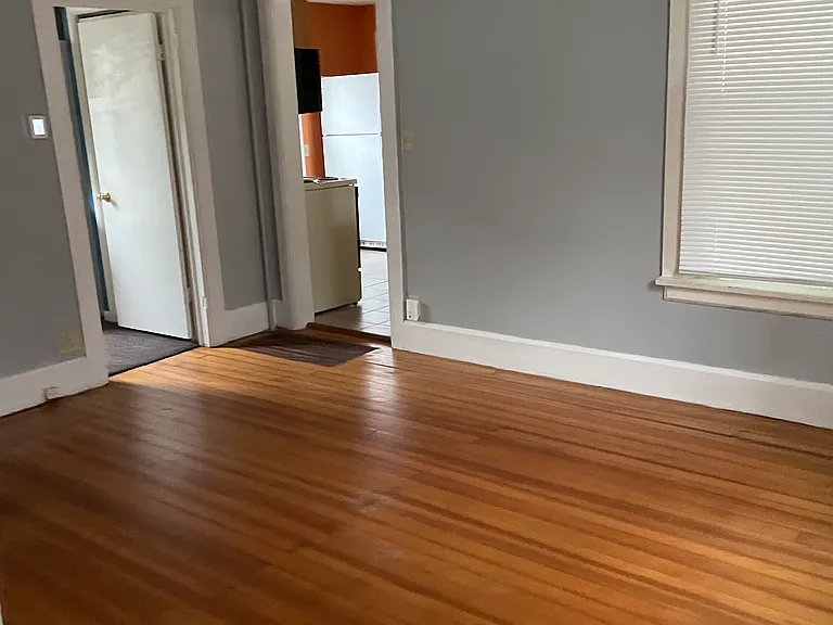 614 S Brooks St #1 — Photo 5