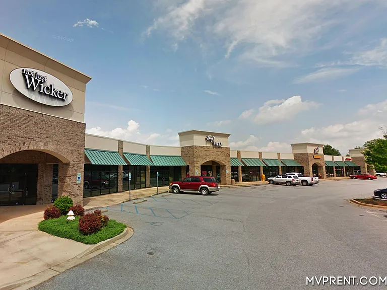Blythwood Commons Shopping Center in Piedmont, South Carolina