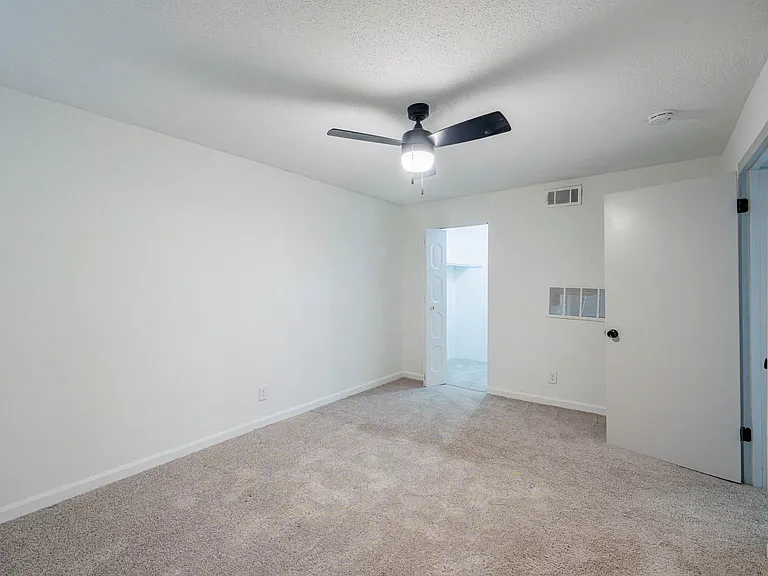 Enclave at North Point — Photo 78