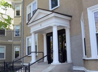 12 Sacramento St #2, Cambridge, MA 02138