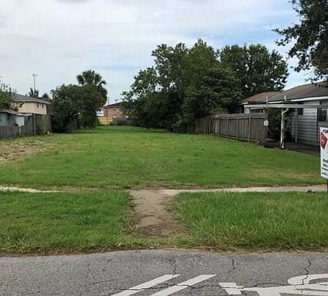 3rd image of 1443 Seminole Ave