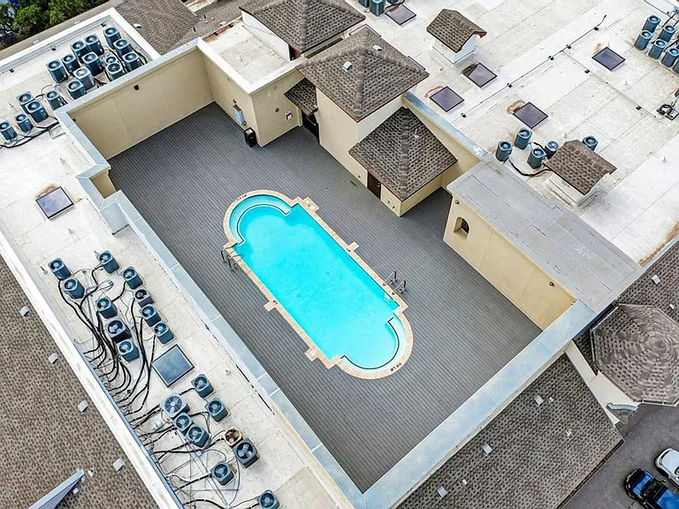 2505 San Gabriel #604 — Photo 4