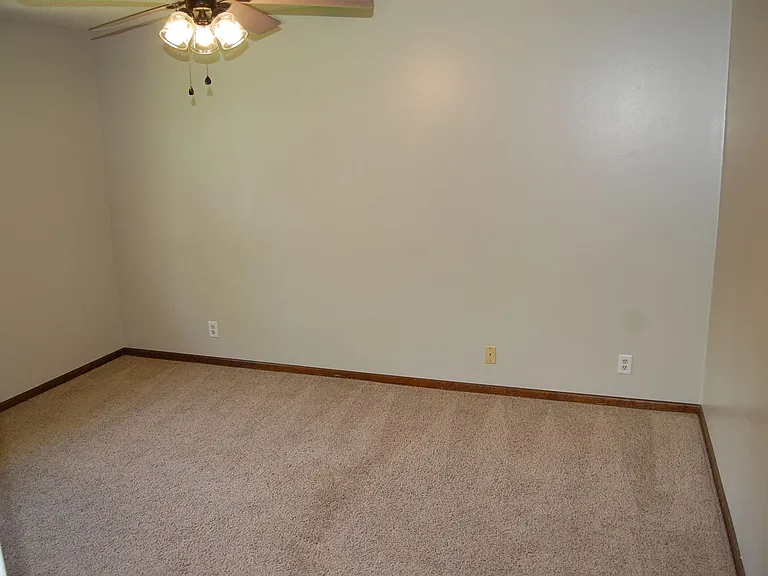 3724 Clover Circle — Photo 11