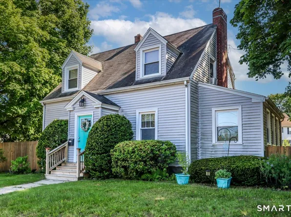 295 Nichols Avenue, Stratford, CT 06614
