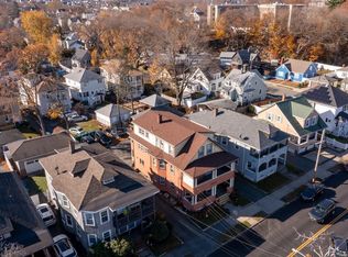 386 Eastern Ave, Lynn, MA 01902