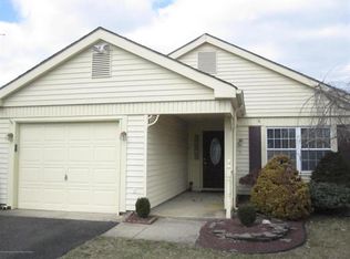 90 Buckingham Dr, Manchester, NJ